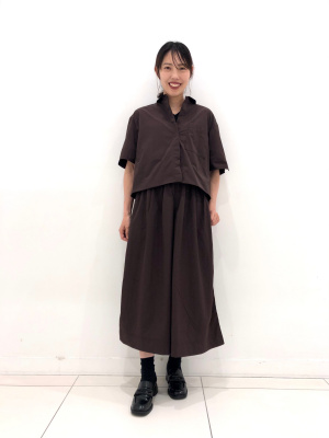 ユニクロ公式 | ドライカラーVネックTシャツ