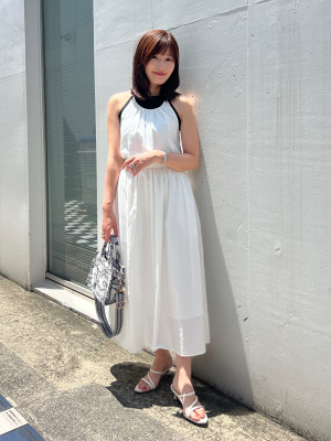 ユニクロ公式 | ホルターネックワンピース/ノースリーブ