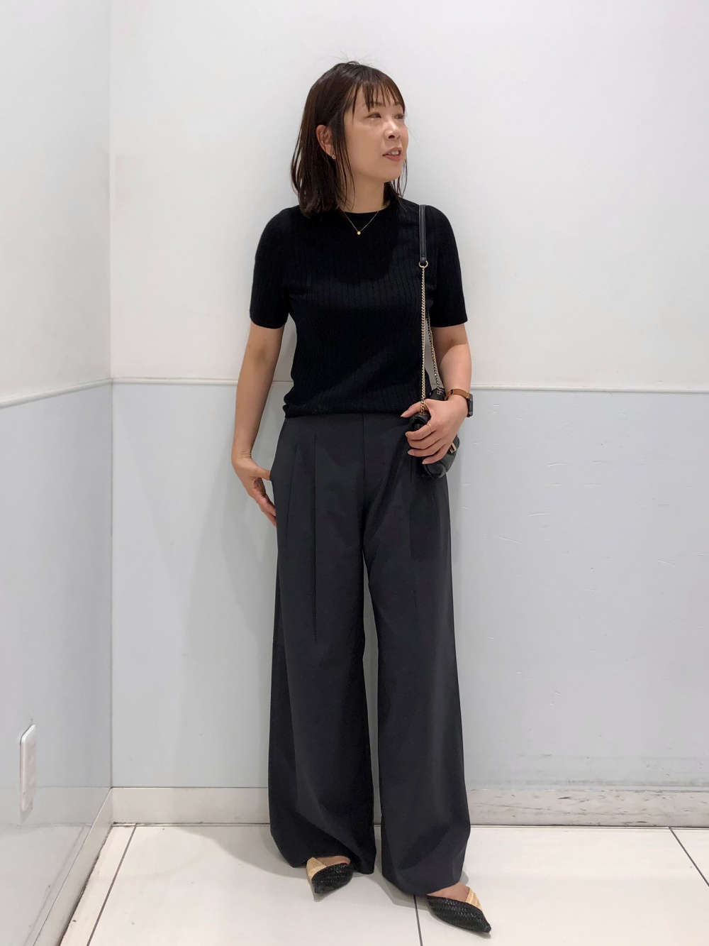 感動ダブルジャケットリラックスフィット、感動タックワイドパンツ」の