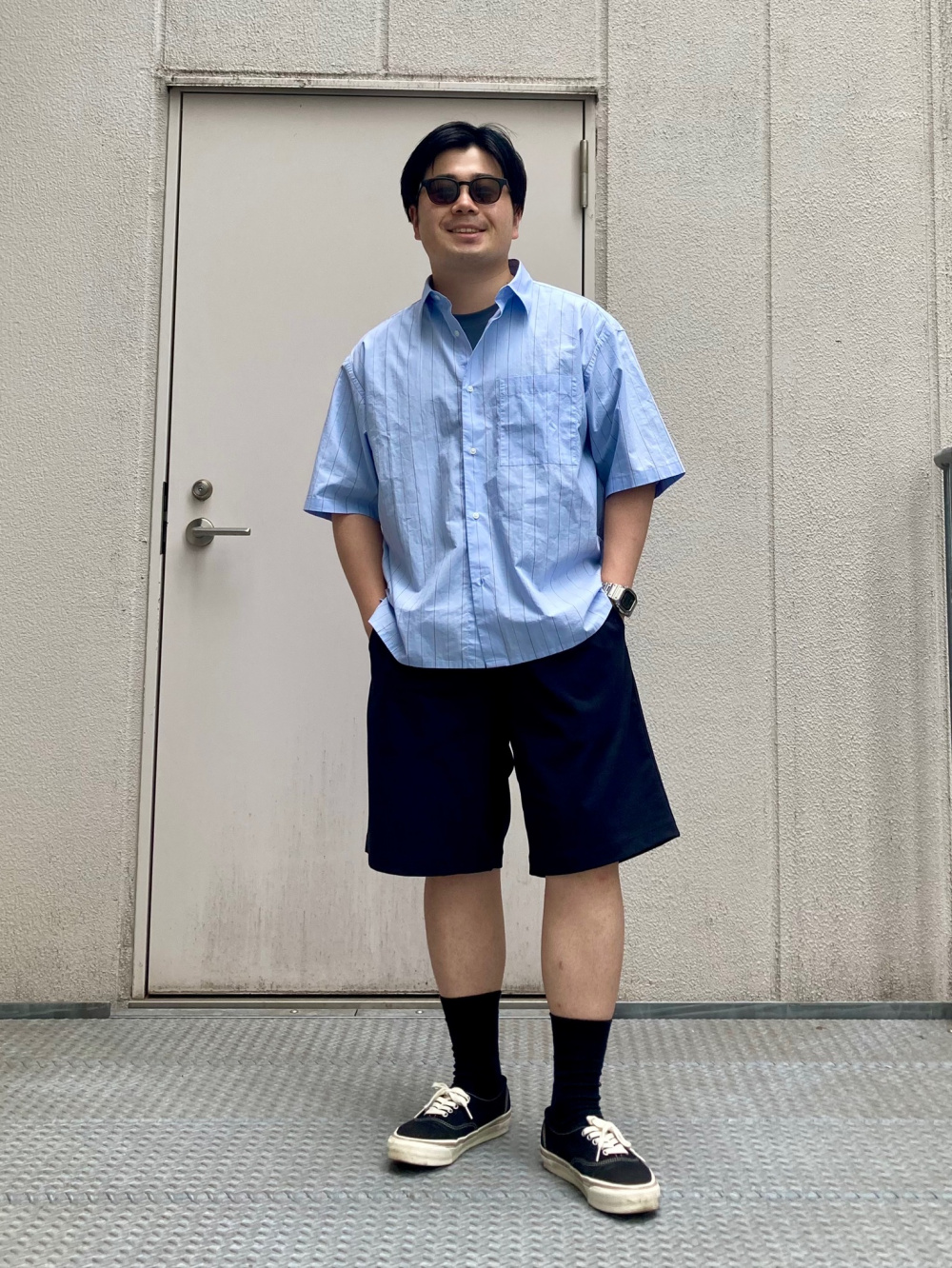 リラックスストライプクルーネックTシャツ