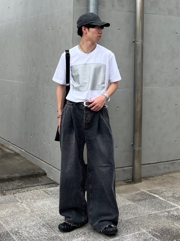 PEACE FOR ALL Tシャツ/吉岡徳仁のコーディネート・着用イメージ