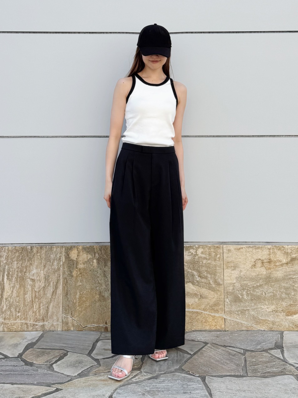 や*ま様 ユニクロ 感動タックワイドパンツ 感動ダブルジャケットリラックスフィッ 感動ダブルジャケットリラックスフィット、感動タックワイドパンツ」の