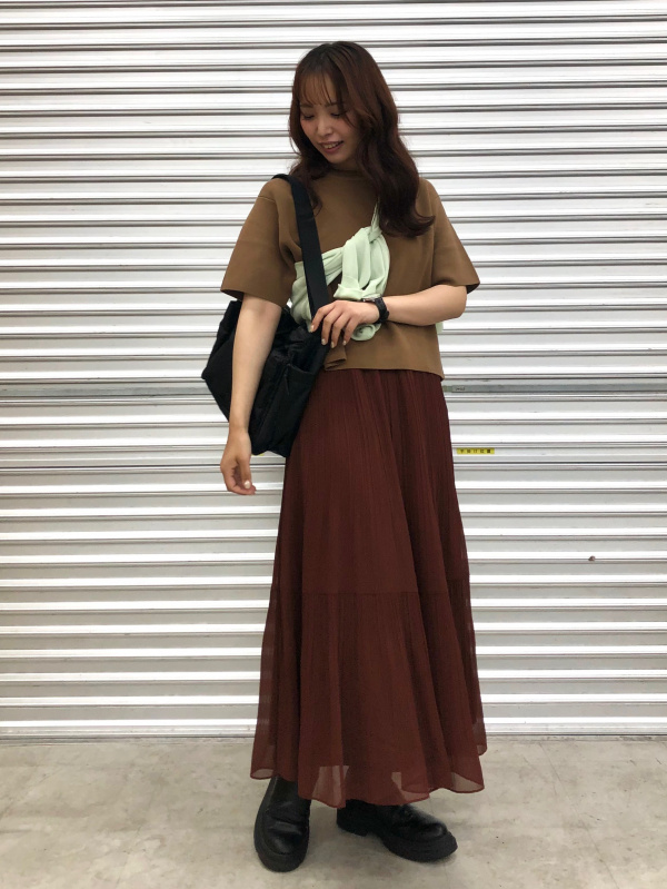 Outfit ideas of「MULTI POCKET SHOULDER BAG 476764 /」| UNIQLO HONG