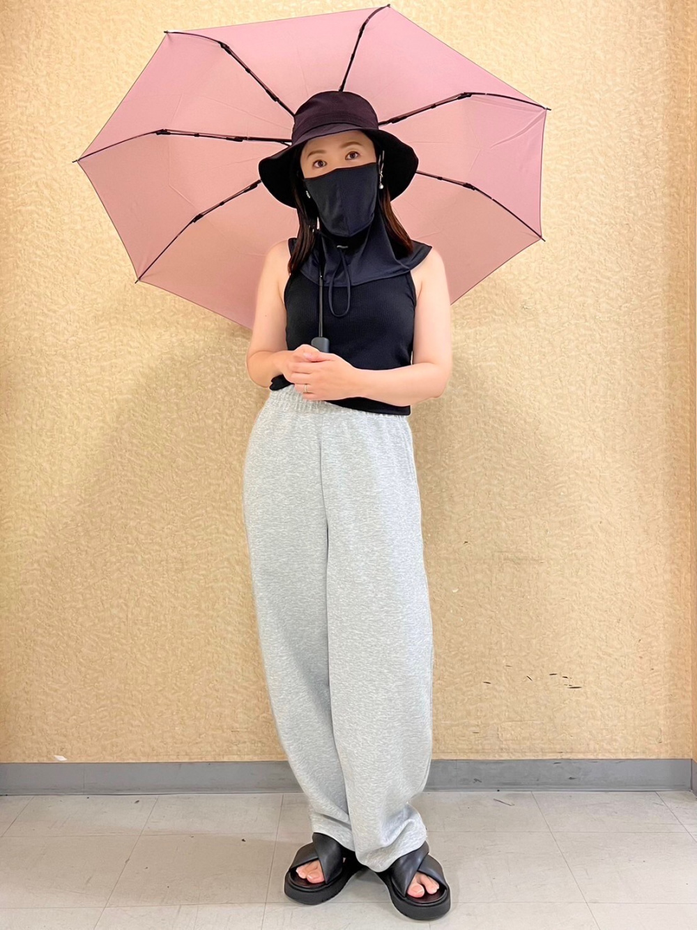 ワイドルーズスウェットパンツ