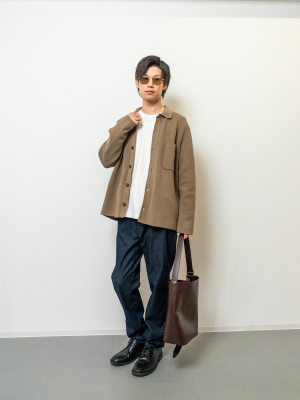 ユニクロ公式 | レザータッチバケットショルダーバッグ