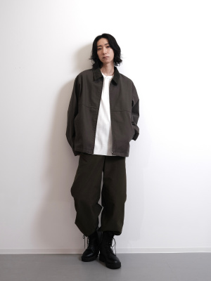 ユニクロ公式 | ジップアップショートブルゾン
