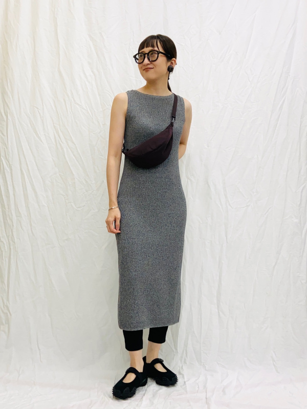 ウルトラストレッチクロップドレギンスパンツ（レディース）の着用