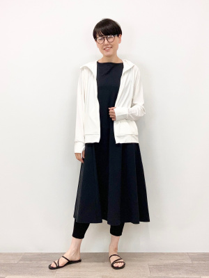 ♡さま専用 ユニクロ公式 | ウルトラストレッチクロップドレギンスパンツ