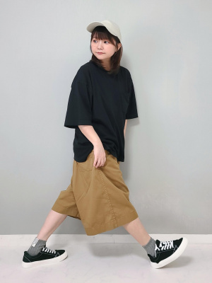 UNIQLO U ワイドフィットハーフパンツ　ブラック　Mサイズ ユニクロU ワイドフィットハーフパンツ ブラック M｜Yahoo