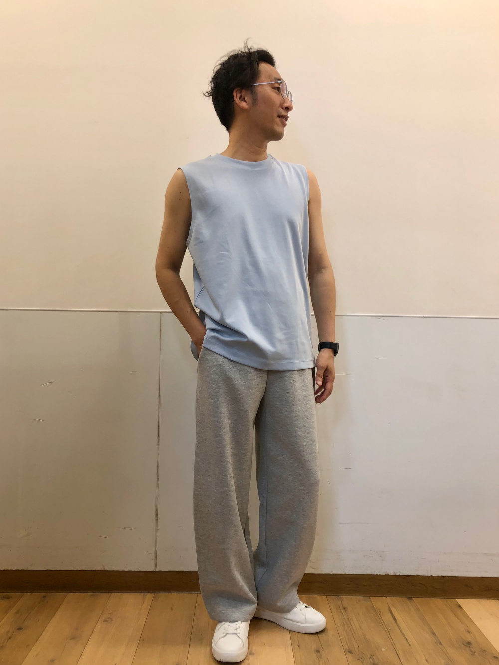 スウェットワイドパンツ」の着用コーディネート| ユニクロ公式
