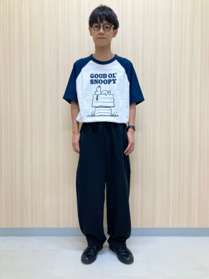 スヌーピー オーバーサイズTシャツ ネイビー ユニクロ公式 | ピーナッツ UT/オーバーサイズフィット
