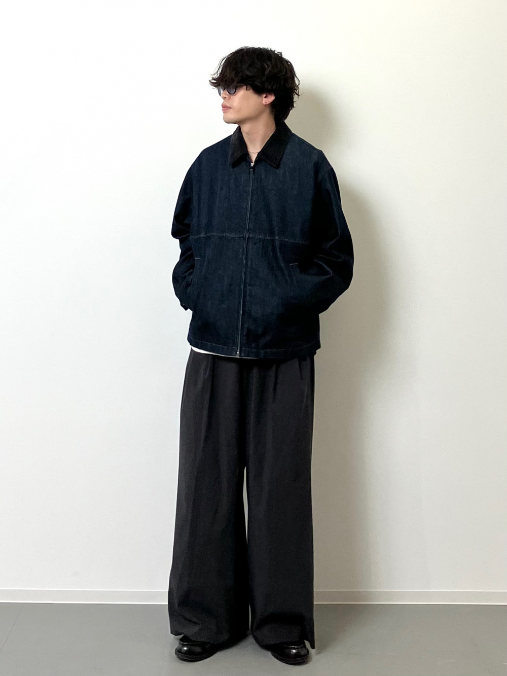 感動ダブルジャケットリラックスフィット、感動タックワイドパンツ」の