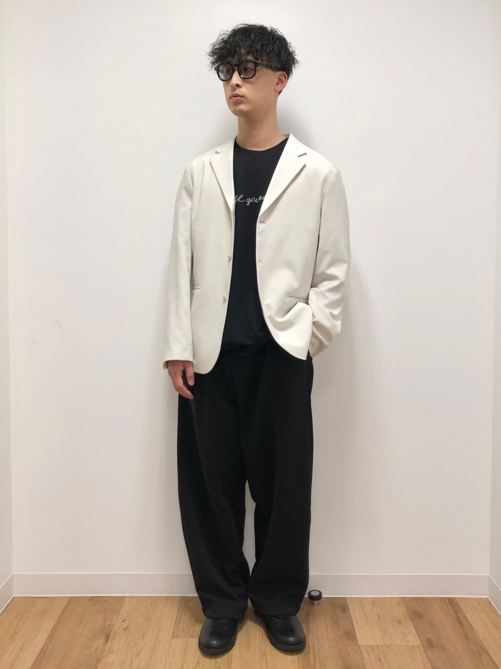 onepiece11 UNIQLOC感動ジャケットタックパンツセットアップ onepiece11 UNIQLOC感動ジャケットタックパンツセットアップ