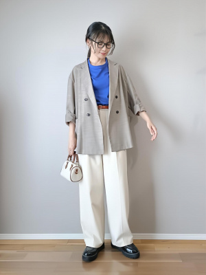 大人気☺︎UNIQLOユニロパンツスーツ ダブルジャケット&タックワイドLサイズ ダブルジャケット、タックワイドパンツ」の着用コーディネート