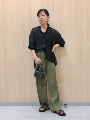 ダークグリーン プリーツカジュアルパンツ セルフカットプリーツワイドパンツ/Green Parks（グリーン パークス