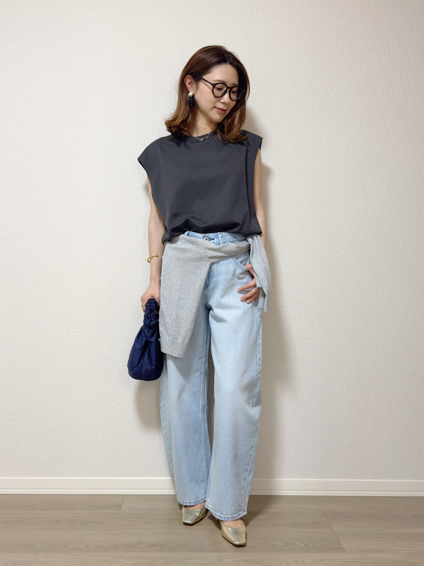 UNIQLO バギーカーブジーンズ 丈短め 25 UNIQLOバギーカーブジーンズ丈短め size29（73.5）67Blue - メルカリ
