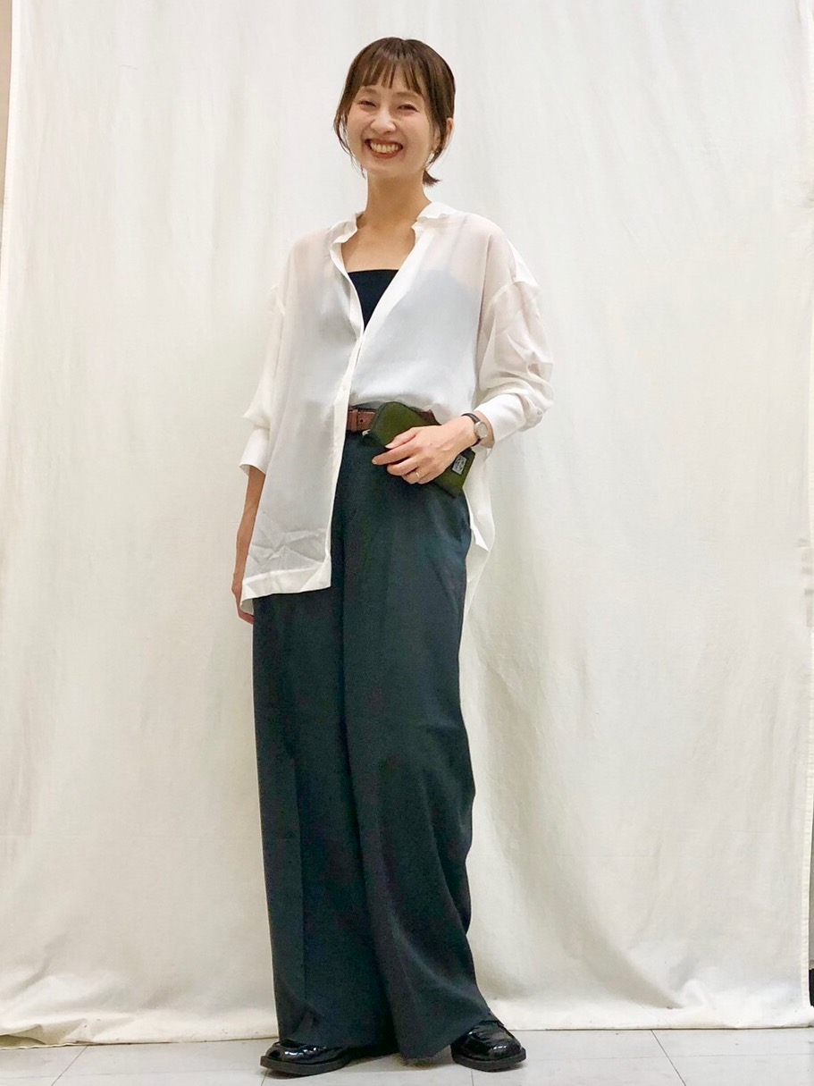 や*ま様 ユニクロ 感動タックワイドパンツ 感動ダブルジャケットリラックスフィッ 感動ダブルジャケットリラックスフィット、感動ワイドパンツ」の