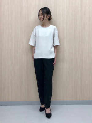 今季　新作　試着のみ　感動スリムパンツM　ジャケットL　セットアップ 感動ジャケット（リラックスフィット） セットアップ可能、感動