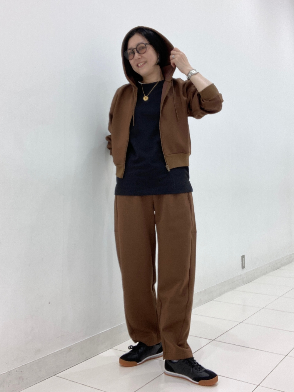 UNIQLO C リラックスフーデッドセーター Mサイズ ブラウン UNIQLO C リラックスフーデッドセーター Mサイズ ブラウン
