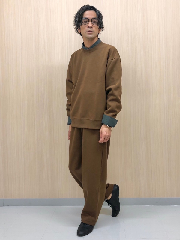 スウェットワイドパンツ、オーバーサイズスウェットシャツの 