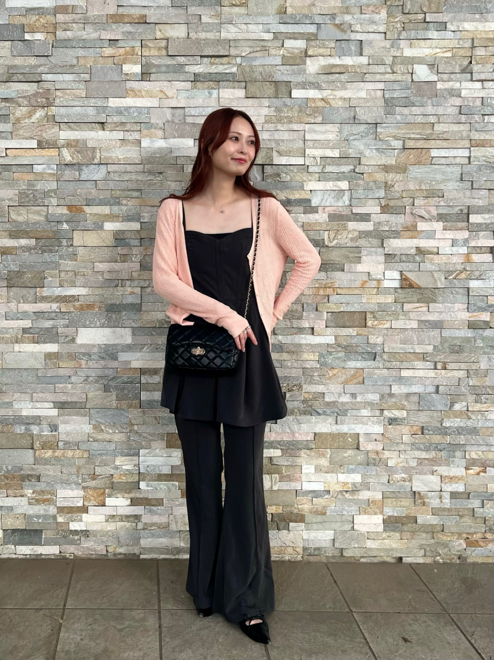 エアリズムコットンブラチューブトップ」の着用コーディネート