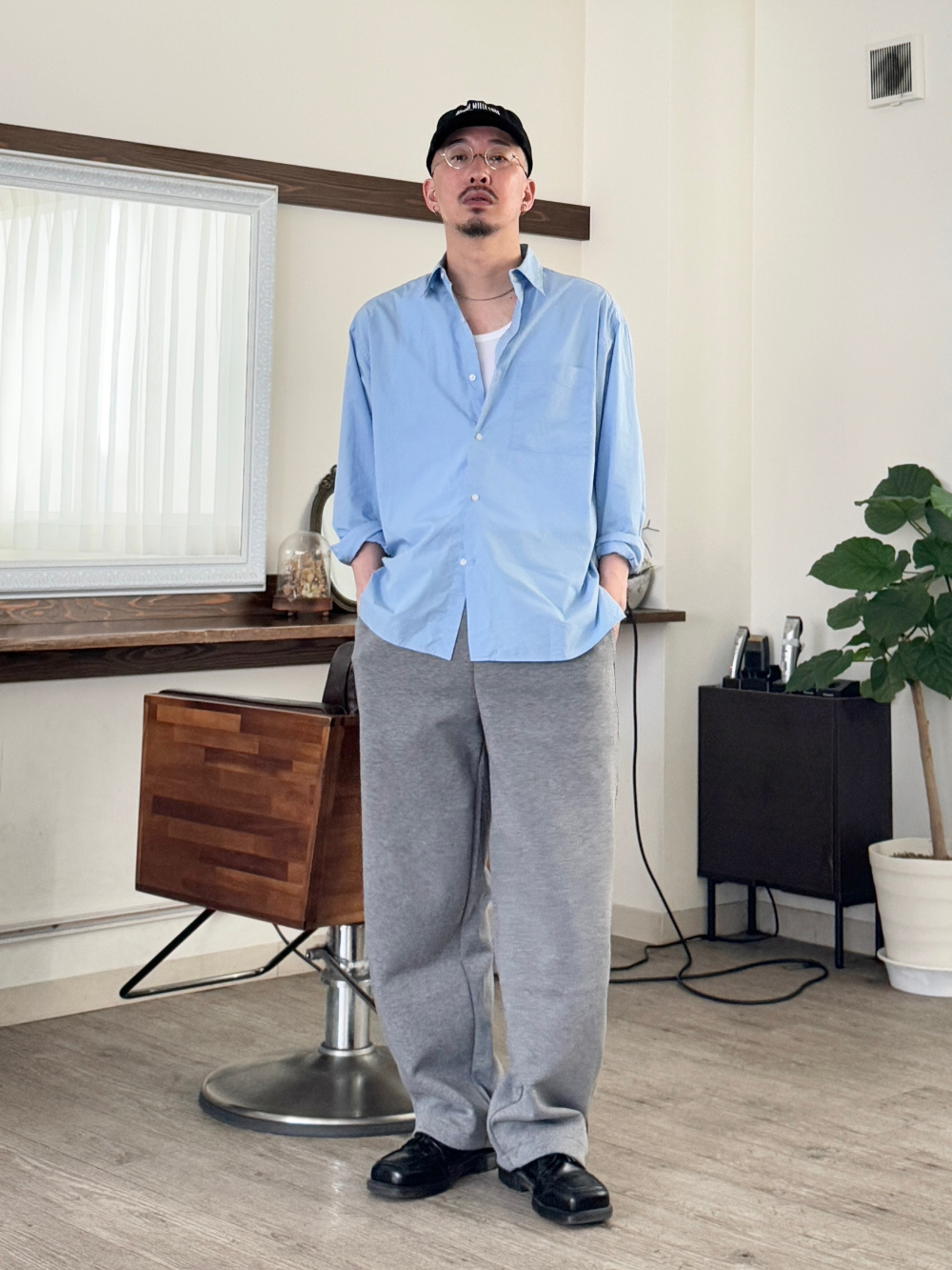 オッシュプリントルーズスウェットパンツ