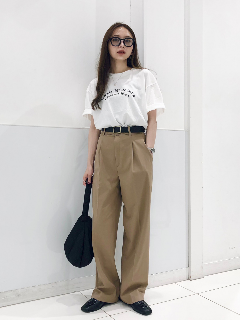 感動ジャケット、タックワイドパンツ」の着用コーディネート