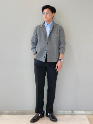 XL ユニクロ　2024ss 感動ジャケット　感動パンツ　セットアップ　ネイビー XL ユニクロ 2024ss 感動ジャケット 感動パンツ セットアップ