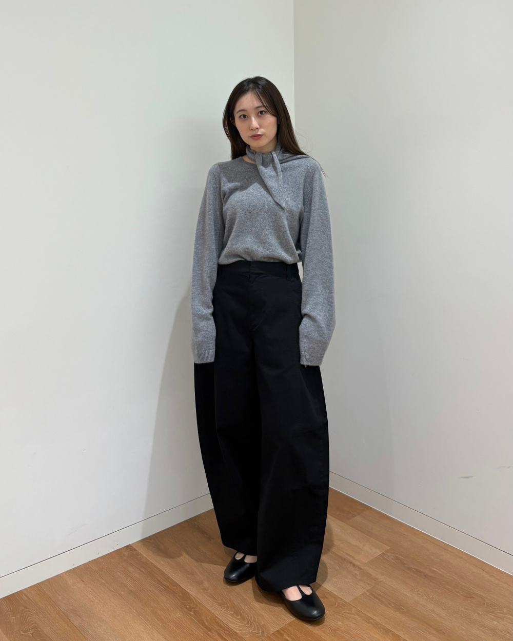 ダブルロングコート、カシミヤリラックスVネックセータースカーフつき