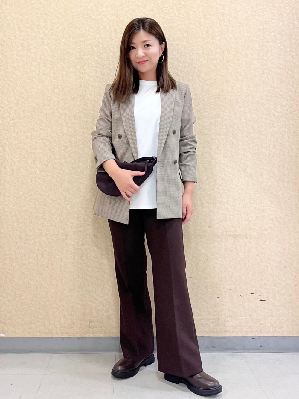 スマートフレアパンツ」の着用コーディネート| ユニクロ公式