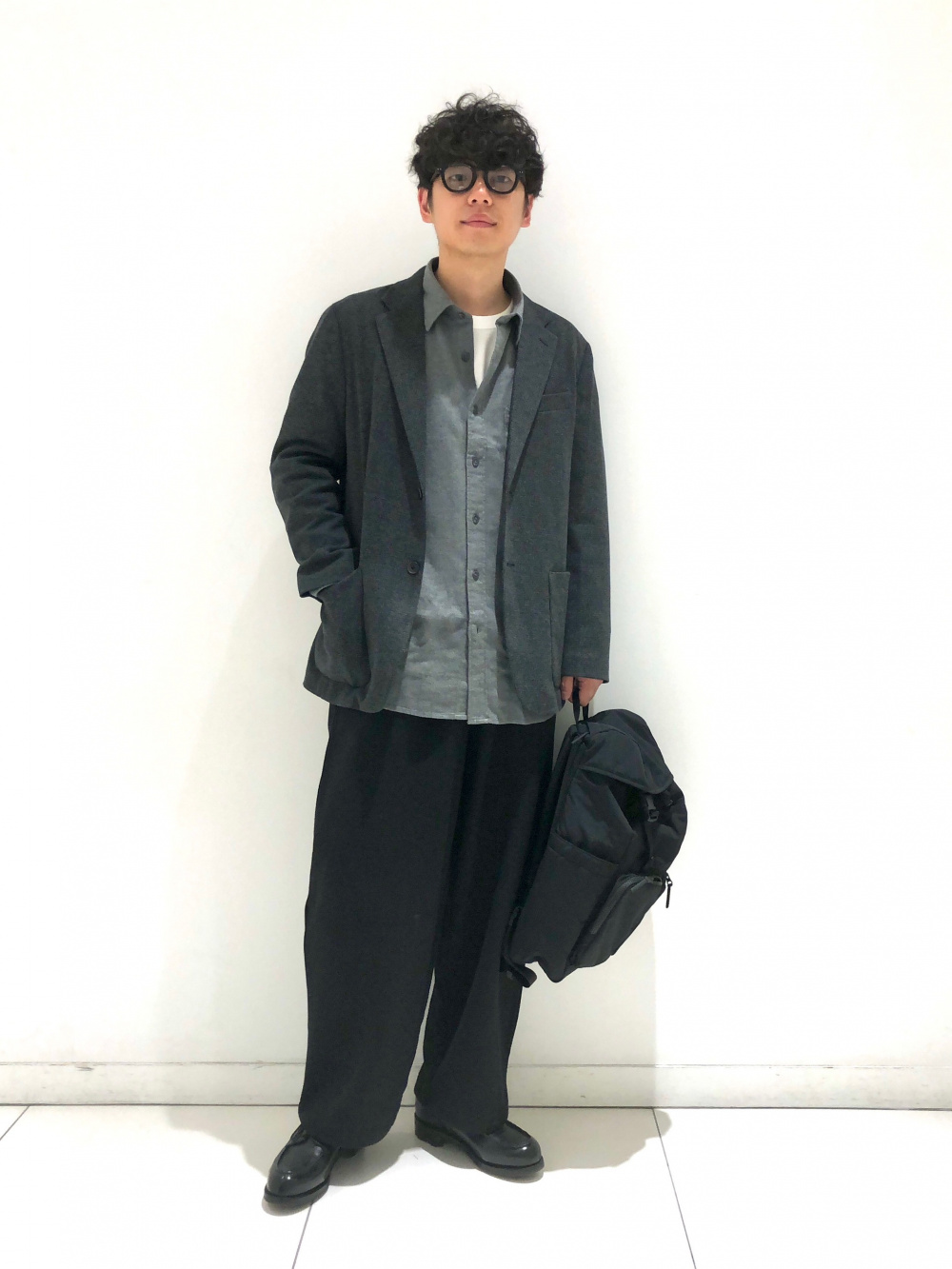 クルーネックTシャツ、ストレッチウールスリムジャケット