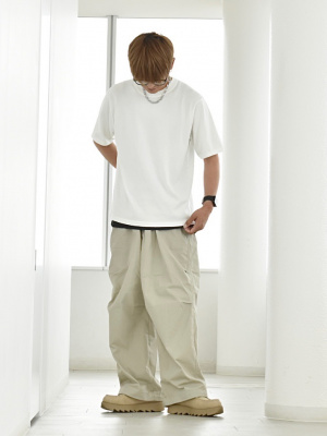 未使用 ユニクロ パラシュートパンツ、グリーンパークスTシャツ ユニクロ公式 | ワイドパラシュートパンツ