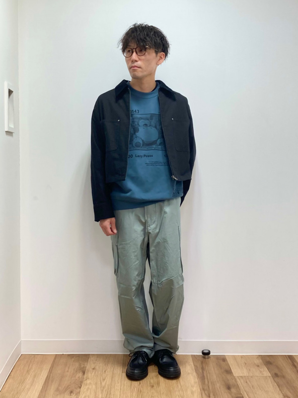コットンショートブルゾン、ワイドフィットカーゴパンツの