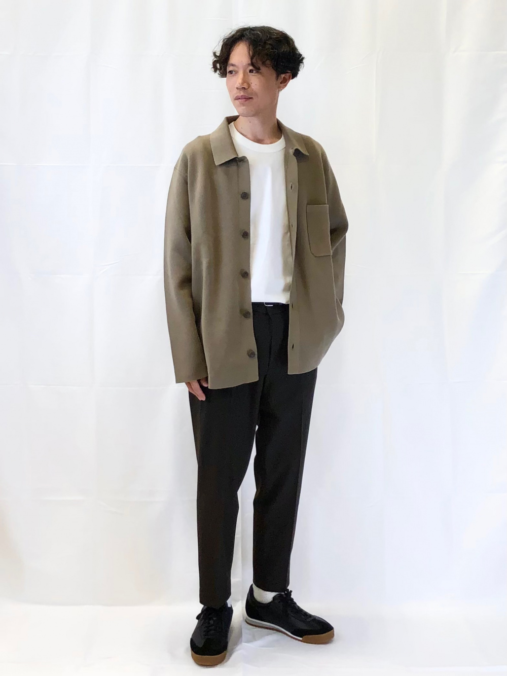 クルーネックTシャツ、ストレッチウールスリムジャケット