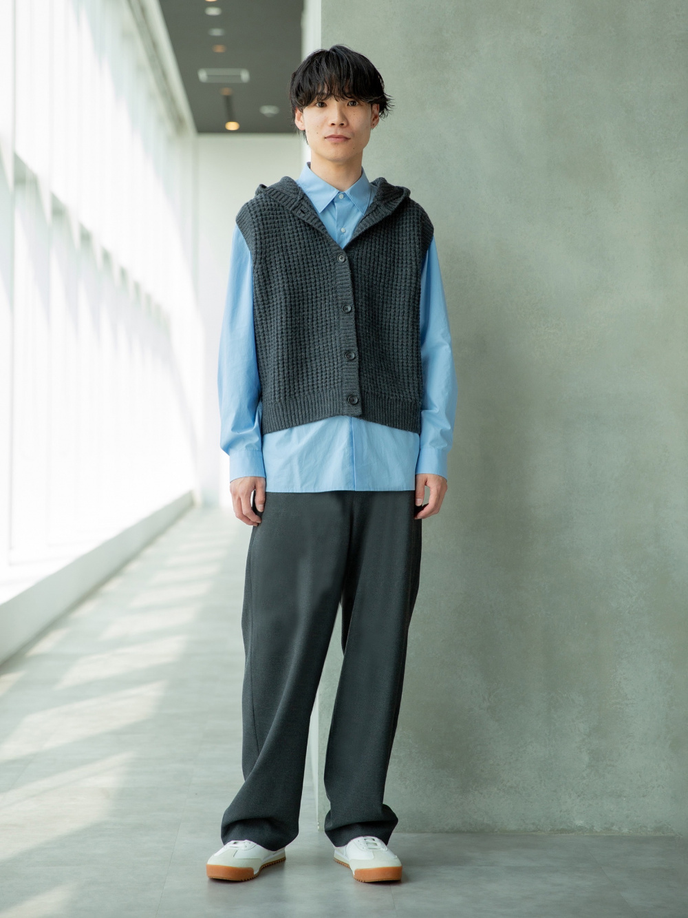 ワッフルニットフーデッドベスト、スウェードコンビネーション