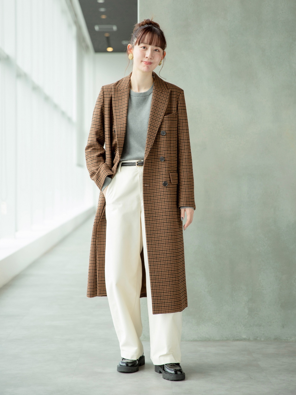 ダブルロングコート、カシミヤリラックスVネックセータースカーフつき