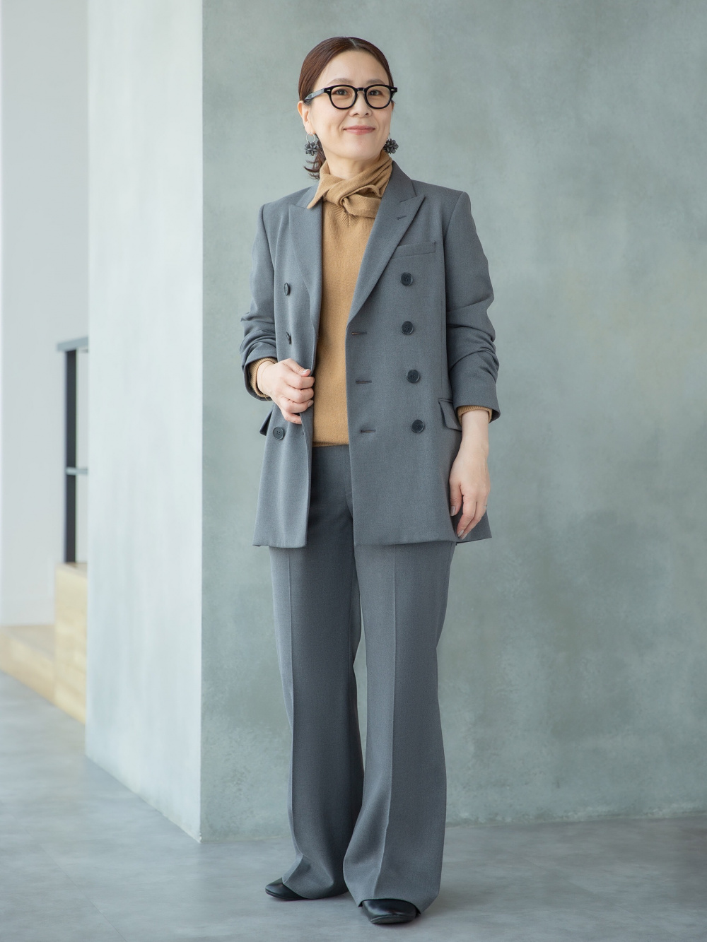 ダブルロングコート、カシミヤリラックスVネックセーター