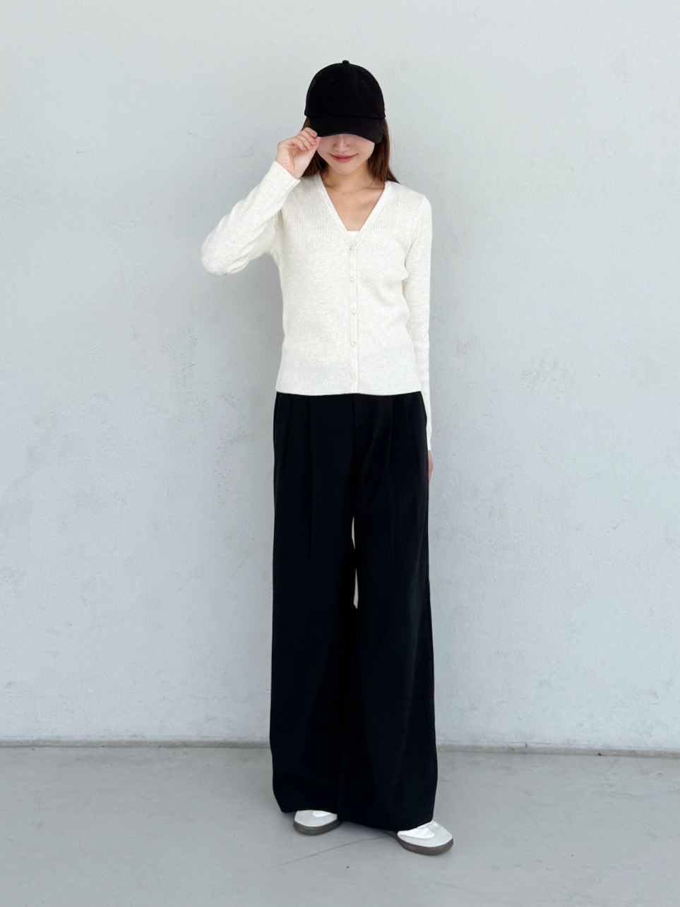 感動ダブルジャケットリラックスフィット、感動タックワイドパンツ」の