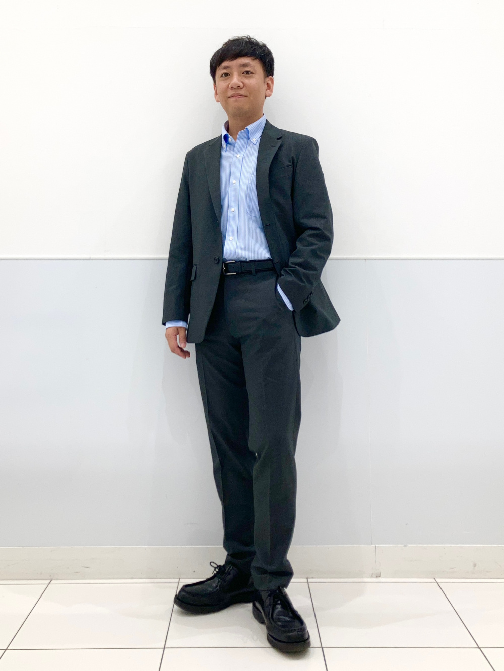 クルーネックTシャツ、ストレッチウールスリムジャケット