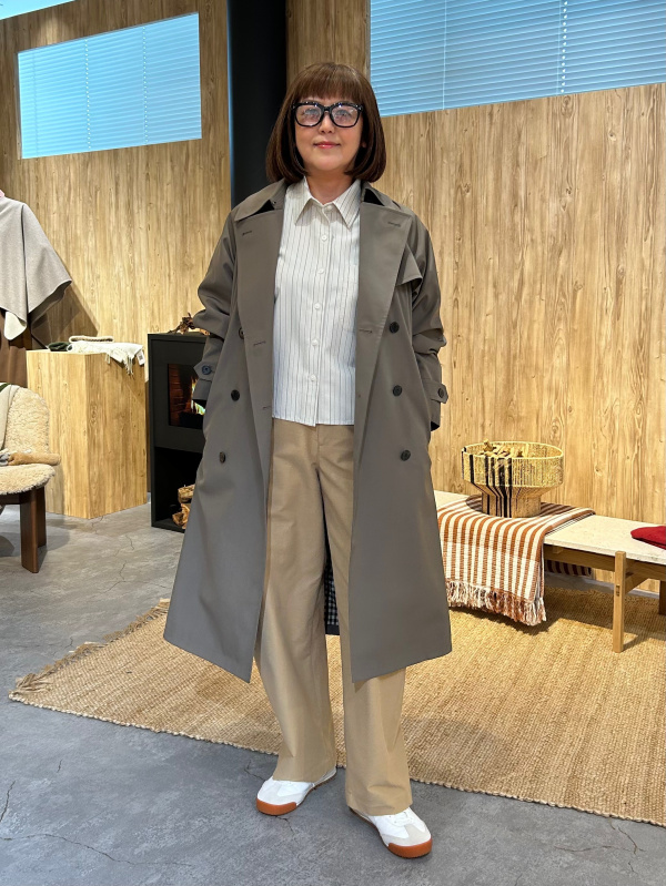 トレンチコートリラックスフィット」のレディースのコーディネート一覧