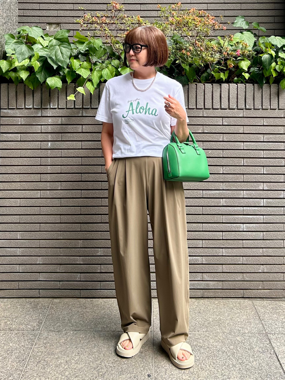 感動ダブルジャケットリラックスフィット、感動タックワイドパンツ」の