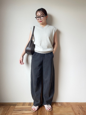 ユニクロ公式 | ナローストラップサンダル