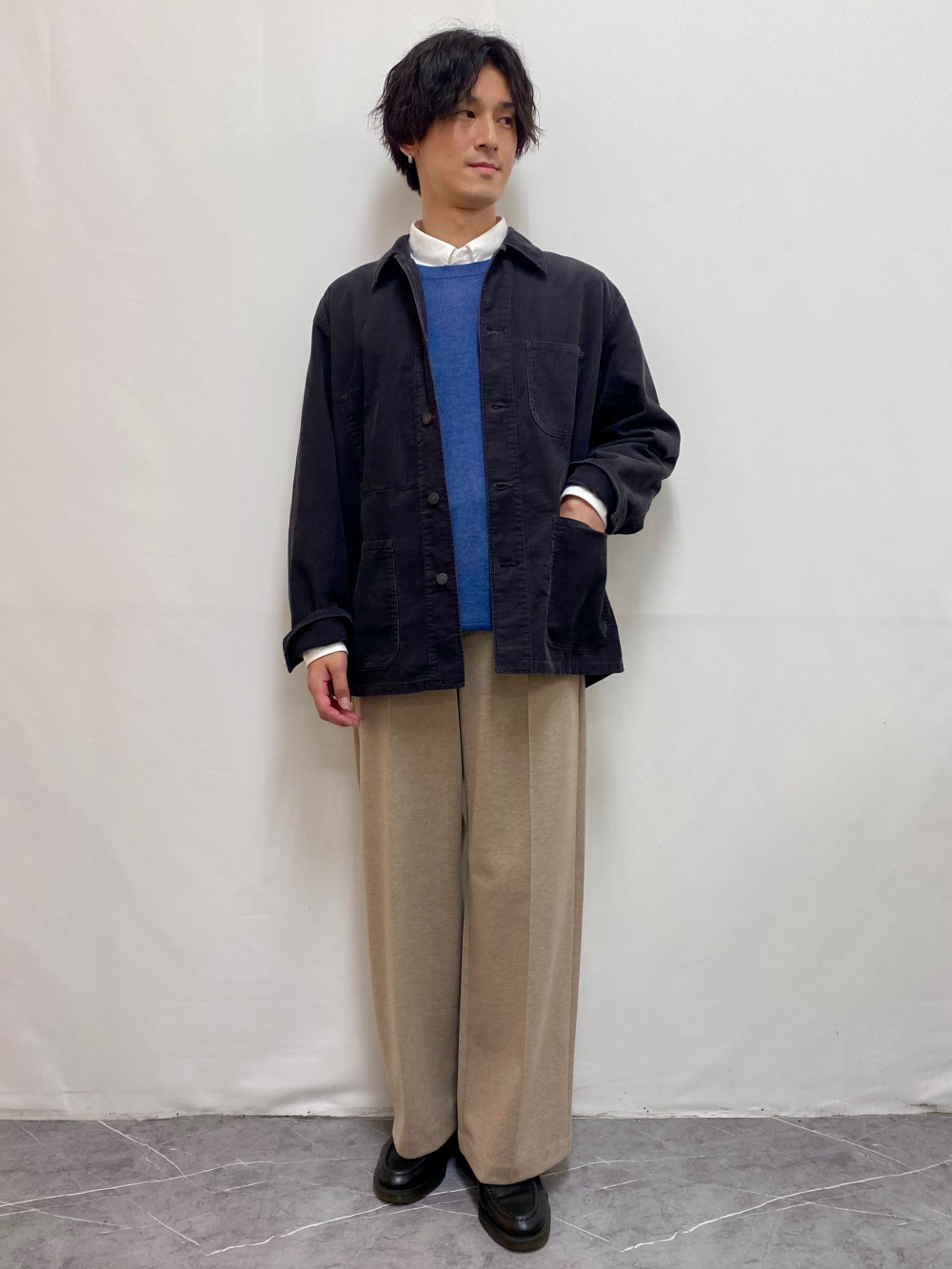 リラックスVネックセーター、ブラッシュドジャージーワイドパンツ」の