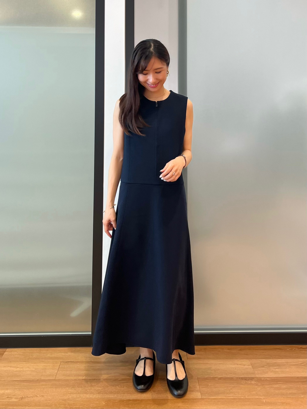 ハーフジップワンピースノースリーブ」の着用コーディネート| ユニクロ公式