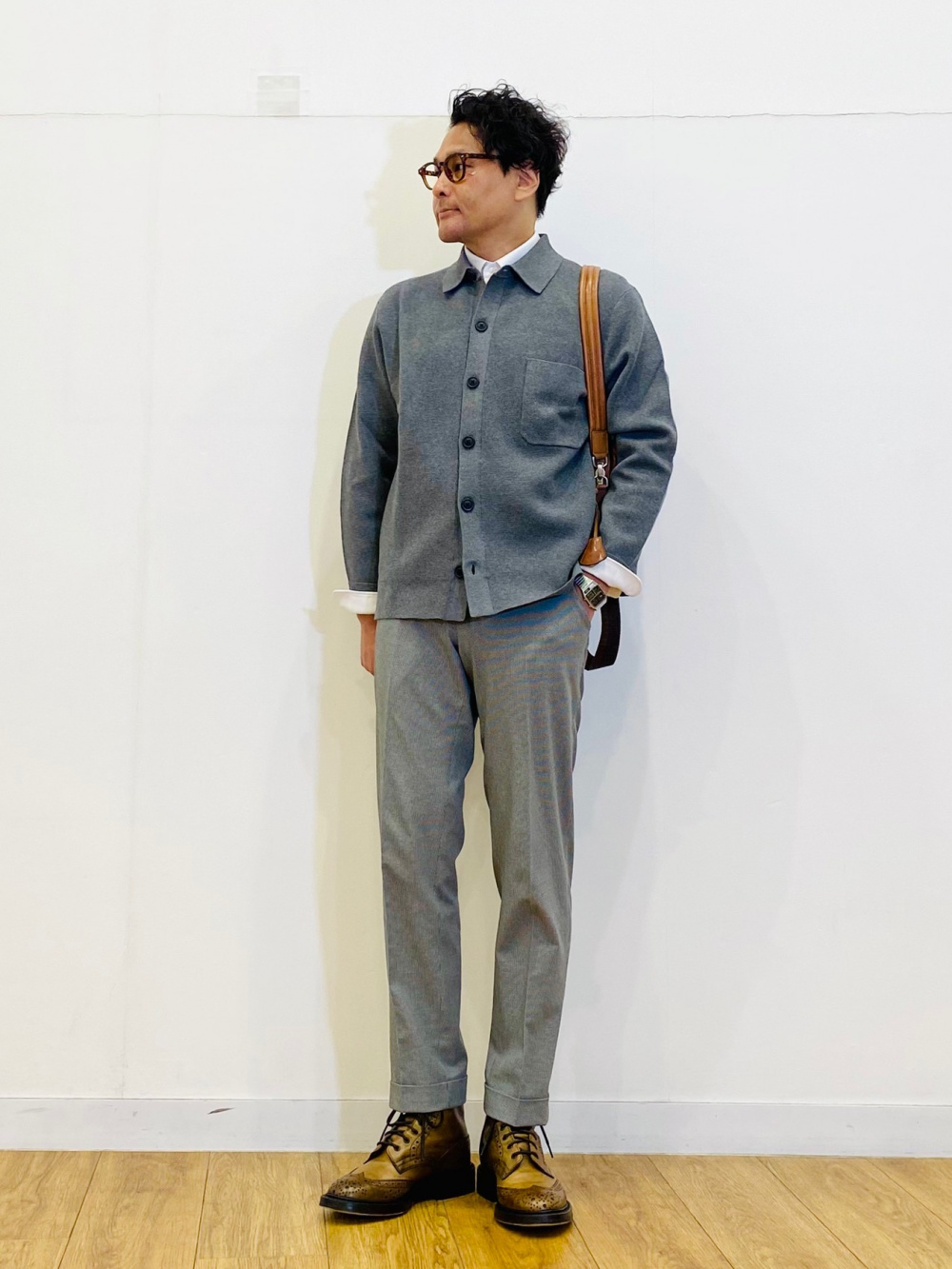 テーラードジャケット セットアップ可能、感動パンツ/チドリ」の着用