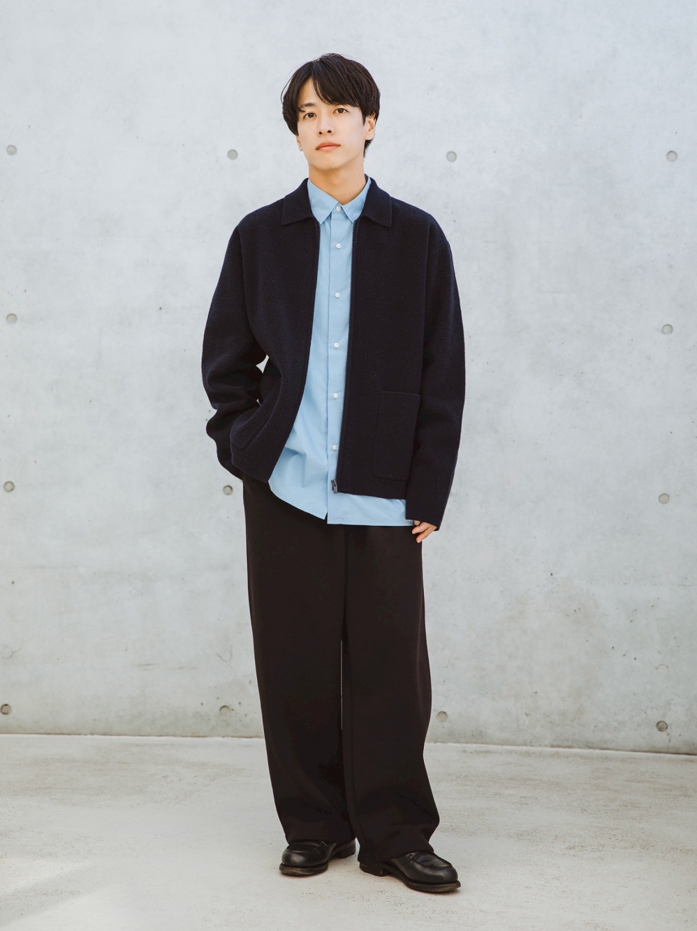 UNIQLOパフテックリラックスジャケット　Lサイズ黒ユニクロ パフテックリラックスジャケット」の着用コーディネート
