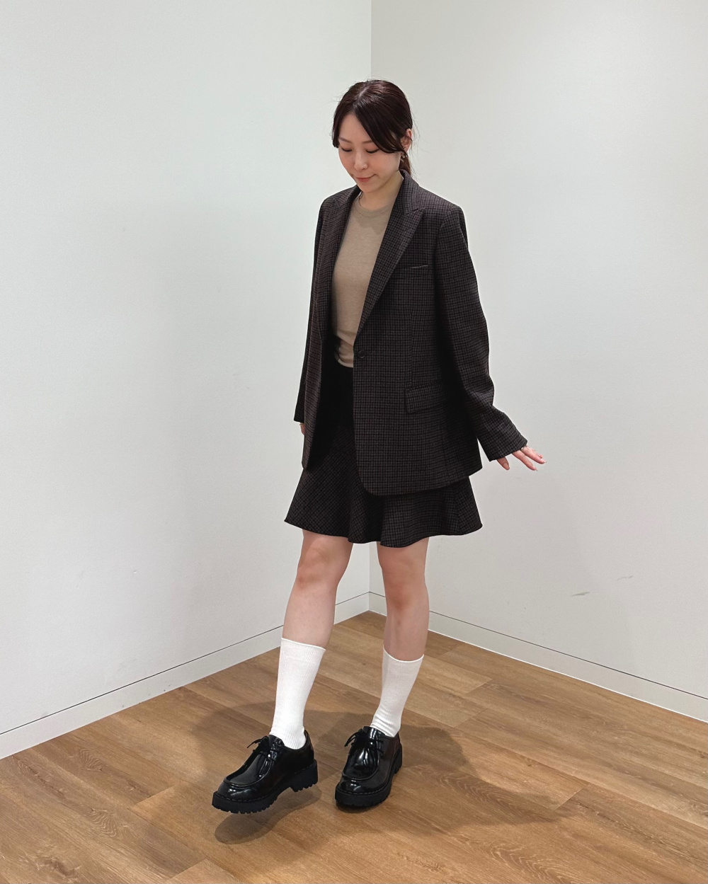 ツイードテーラードジャケット、フレアスコート」の着用コーディネート