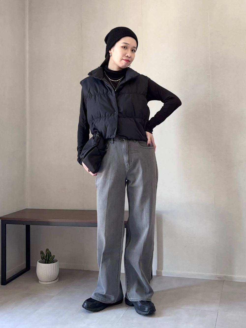 【試着のみ】UNIQLO C ユニクロC ブラックS ダウンクロップドベスト 6000円以下はヤバすぎ！UNIQLO：C「新作ダウンベスト」は当然