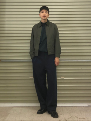 【新品】ユニクロU ジップアップショートブルゾン　ブラック XLサイズ 美品】UNIQLO U ユニクロU ジップアップショートブルゾン