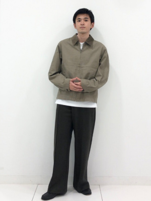 ユニクロ公式 | ジップアップショートブルゾン